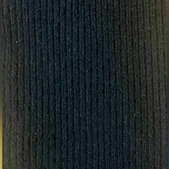 babyGap Toddler girls black ribbed legging size 4T - Picture 4 of 4